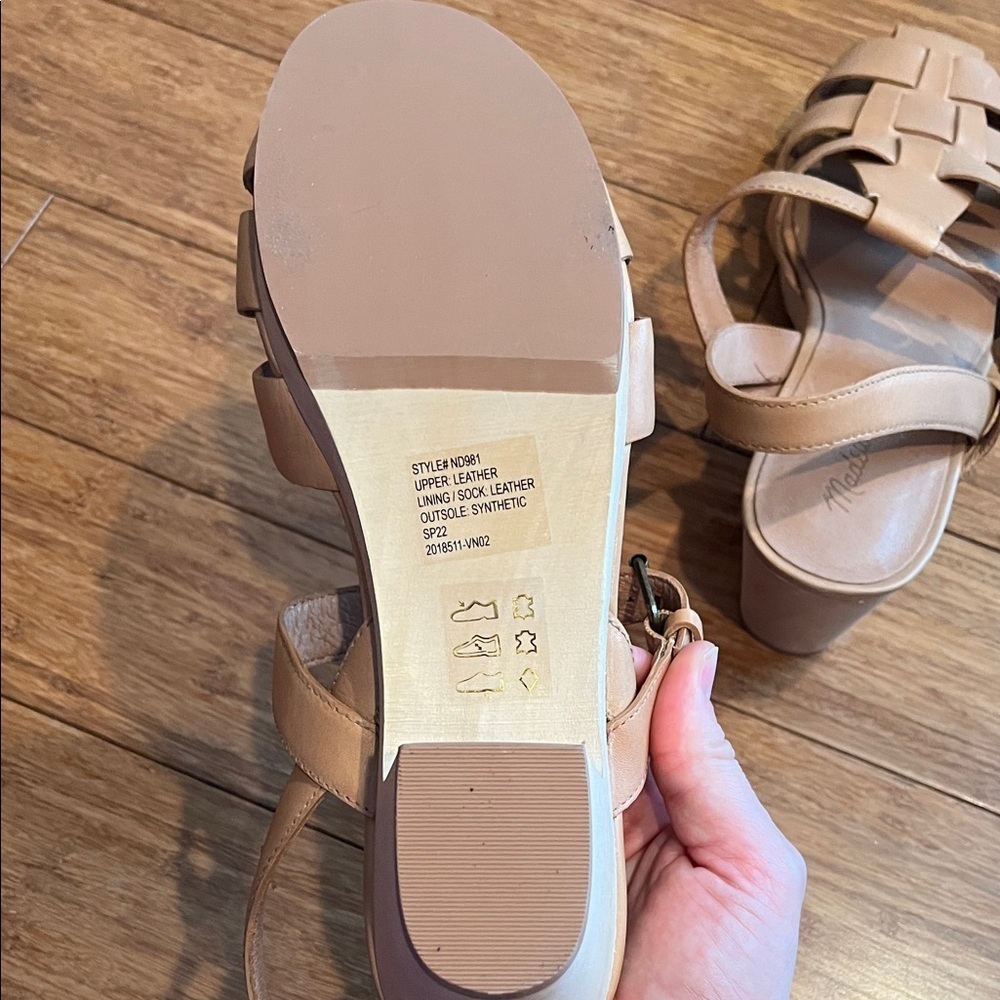 The Fisherman Sandal Clog size 10 Desert Camel - Picture 4 of 8